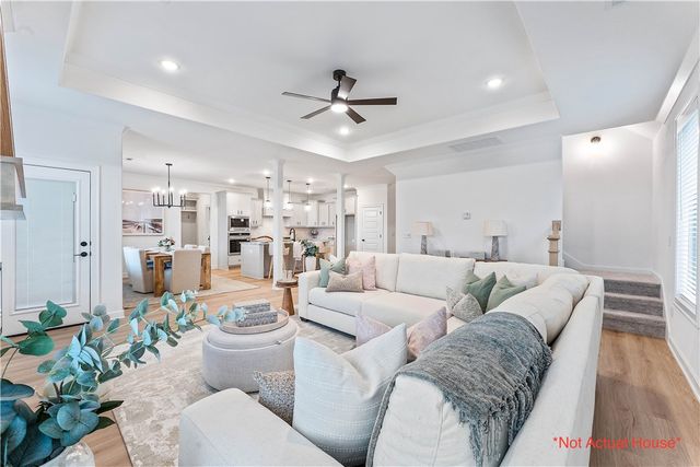 814 Dolcetto Street, Tontitown, AR 72762