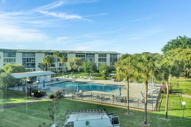 2505 Antigua Terrace E3, Coconut Creek, FL 33066