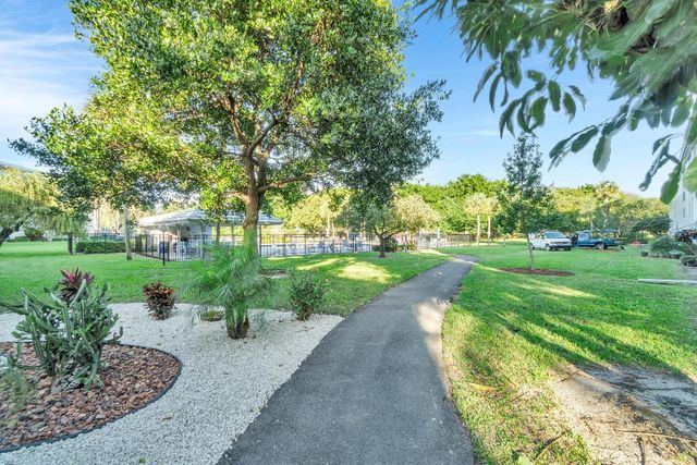 2505 Antigua Terrace E3, Coconut Creek, FL 33066