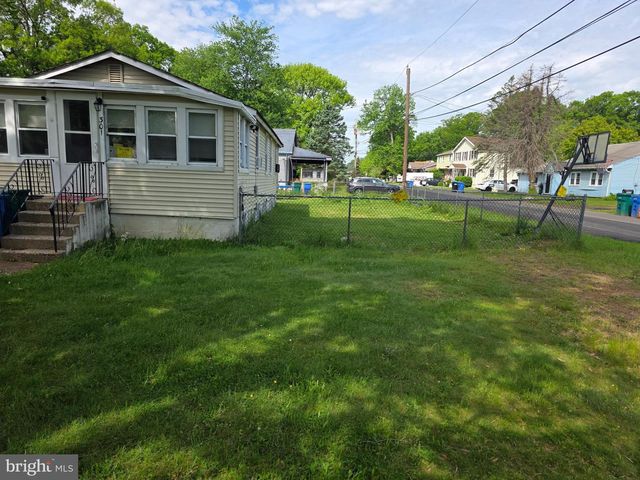 301 FRANKLIN ST, Croydon, PA 19021