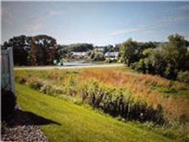 7445 Timber Crest Drive S, Cottage Grove, MN 55016