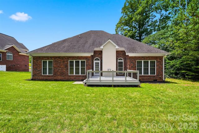 1110 Mayfield Circle NW, Conover, NC 28613