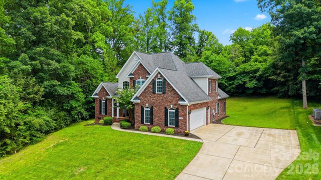 1110 Mayfield Circle NW, Conover, NC 28613