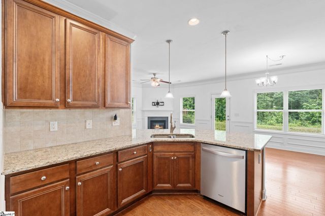432 Woodbark Court, Mauldin, SC 29662