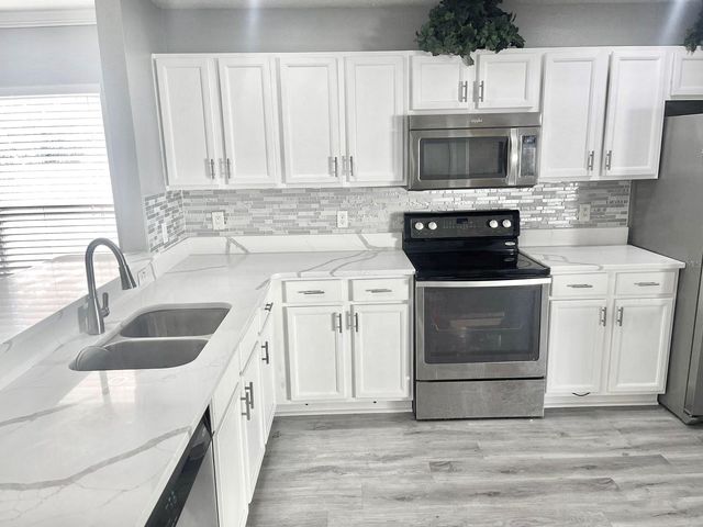 501 FLOWER FIELDS LANE, Orlando, FL 32824