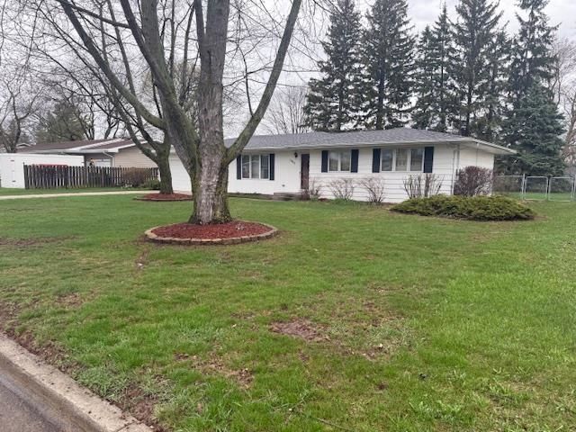 2985 Continental Drive, Bay City, MI 48706