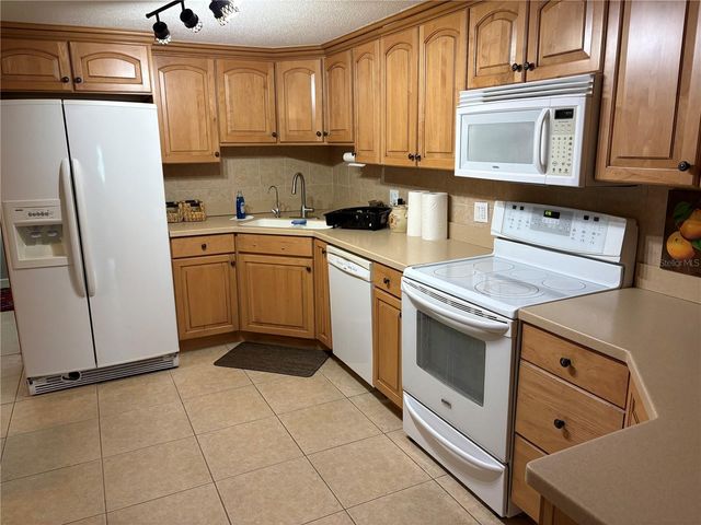 1010 OSPREY COURT, Dunedin, FL 34698