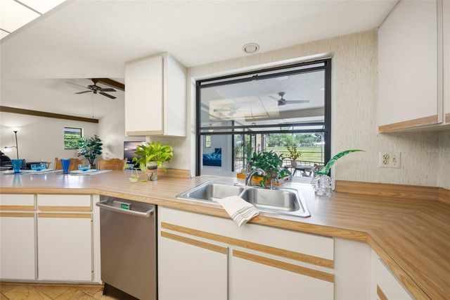 4806 W COUNTRY CLUB DRIVE, Sarasota, FL 34243