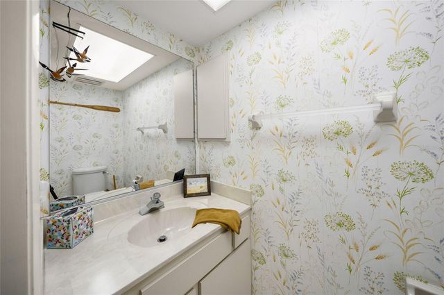 4806 W COUNTRY CLUB DRIVE, Sarasota, FL 34243