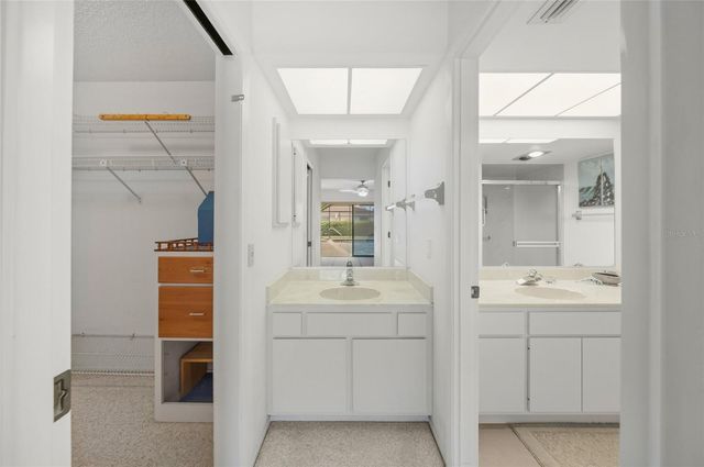 4806 W COUNTRY CLUB DRIVE, Sarasota, FL 34243