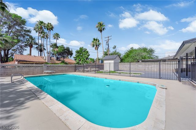 2809 Mason Avenue, Las Vegas, NV 89102