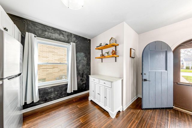 2230 S 106th STREET, West Allis, WI 53227