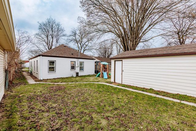 2230 S 106th STREET, West Allis, WI 53227