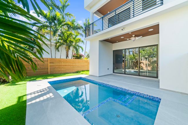 1314 NE 13th Avenue A-b, Fort Lauderdale, FL 33304