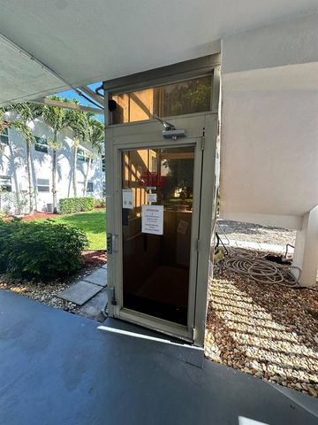 171 Markham H 171, Deerfield Beach, FL 33442