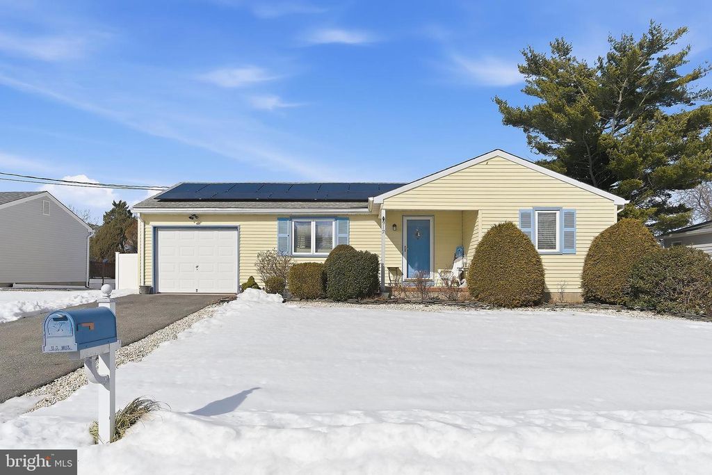 912 SARASOTA DR, Forked River, NJ 08731