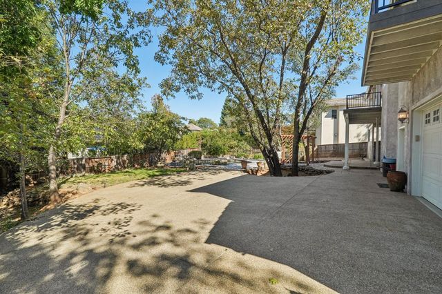 3428 Chasen Dr, Cameron Park, CA 95682