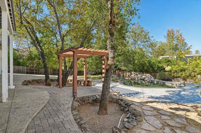 3428 Chasen Dr, Cameron Park, CA 95682