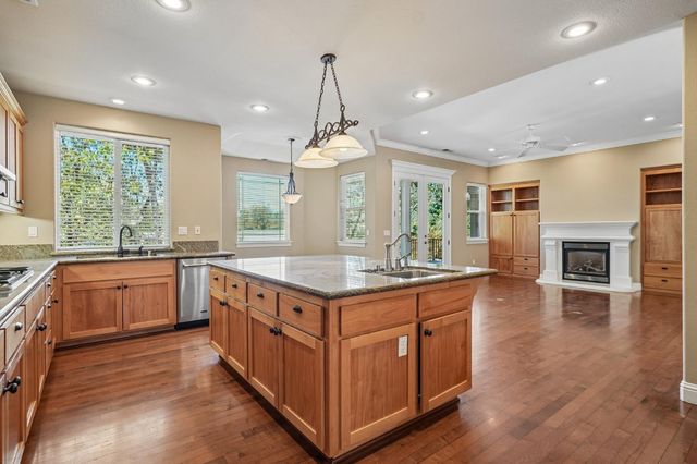 3428 Chasen Dr, Cameron Park, CA 95682