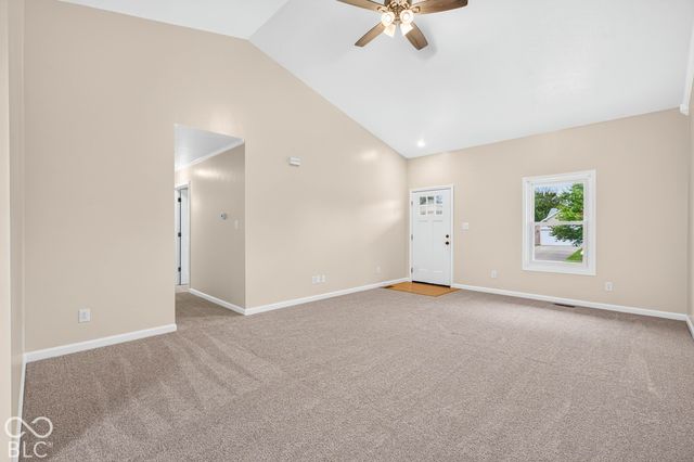 1029 Arabian Way, Bargersville, IN 46106