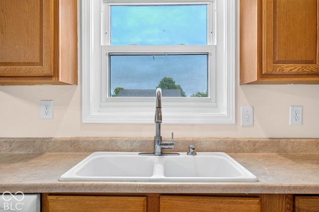 1029 Arabian Way, Bargersville, IN 46106