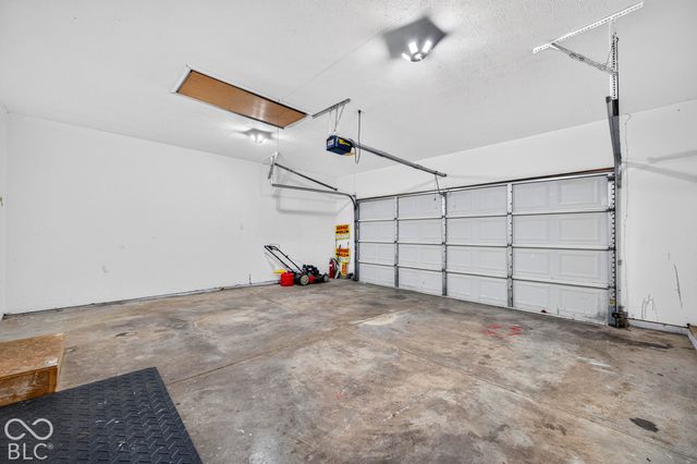 1029 Arabian Way, Bargersville, IN 46106