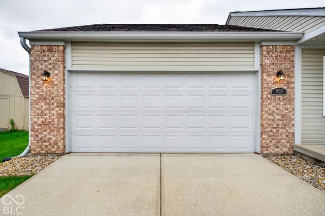 1029 Arabian Way, Bargersville, IN 46106