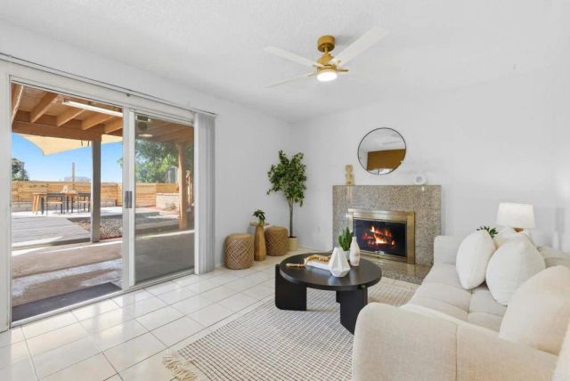 6729 Anton Ln, San Diego, CA 92114