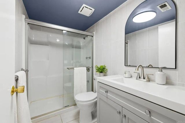 6729 Anton Ln, San Diego, CA 92114