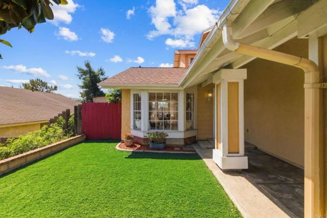 6729 Anton Ln, San Diego, CA 92114