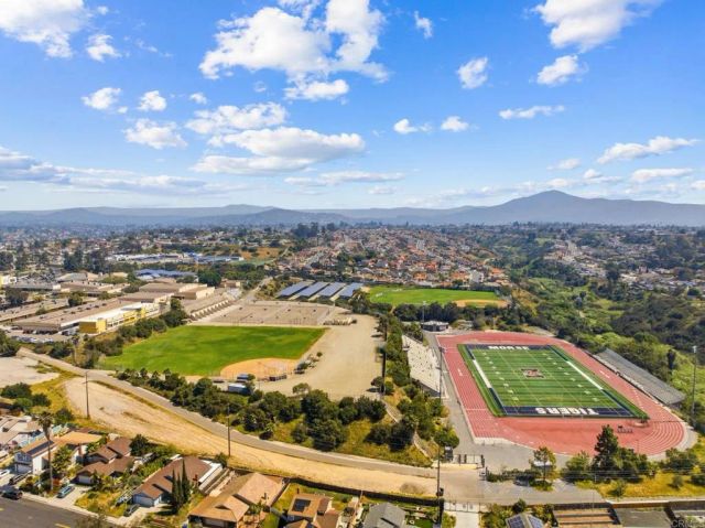 6729 Anton Ln, San Diego, CA 92114