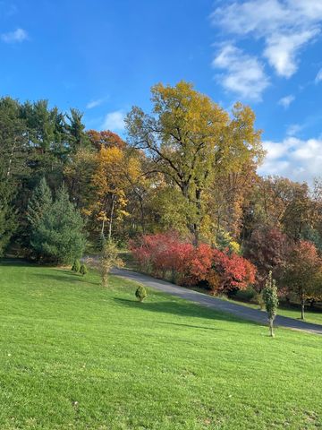 2642 Northridge Lane N, Stillwater, MN 55082