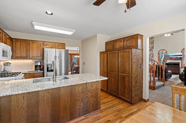 2642 Northridge Lane N, Stillwater, MN 55082