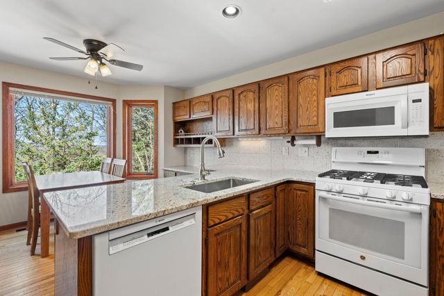 2642 Northridge Lane N, Stillwater, MN 55082