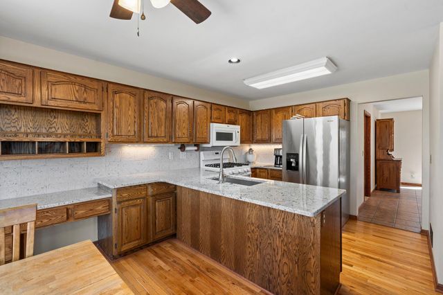 2642 Northridge Lane N, Stillwater, MN 55082