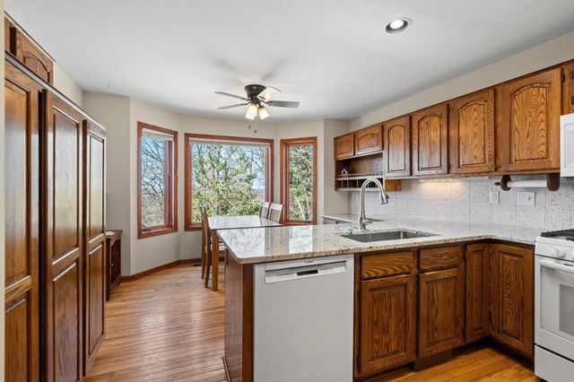 2642 Northridge Lane N, Stillwater, MN 55082