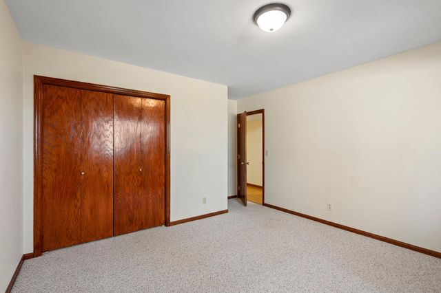 2642 Northridge Lane N, Stillwater, MN 55082