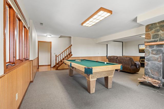 2642 Northridge Lane N, Stillwater, MN 55082