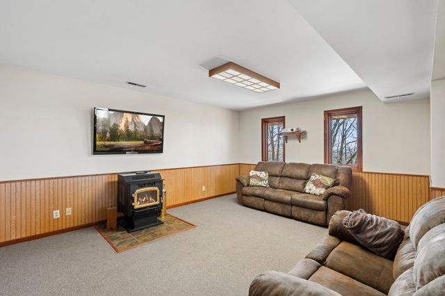 2642 Northridge Lane N, Stillwater, MN 55082