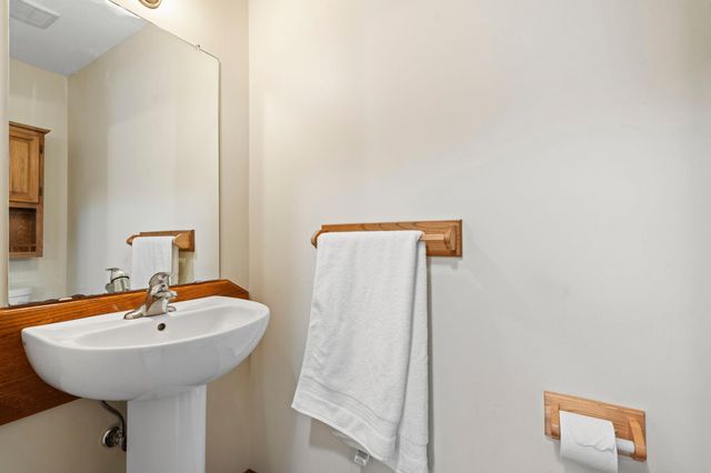 2642 Northridge Lane N, Stillwater, MN 55082