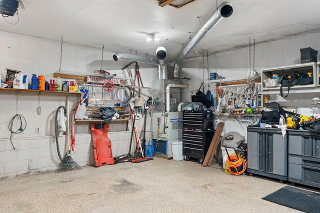 2642 Northridge Lane N, Stillwater, MN 55082