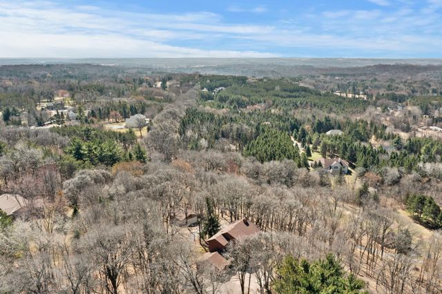 2642 Northridge Lane N, Stillwater, MN 55082