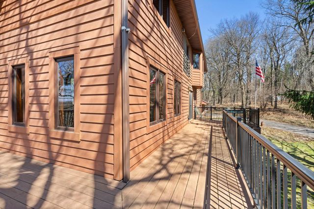 2642 Northridge Lane N, Stillwater, MN 55082