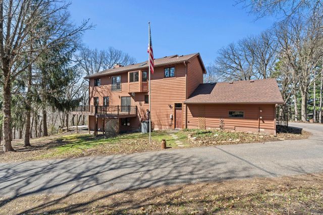 2642 Northridge Lane N, Stillwater, MN 55082