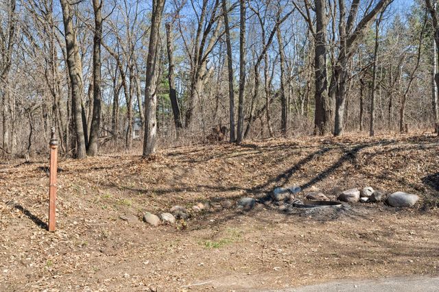 2642 Northridge Lane N, Stillwater, MN 55082