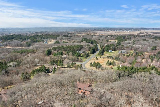 2642 Northridge Lane N, Stillwater, MN 55082