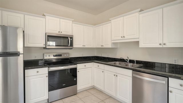 7612 PLANTATION CIRCLE, Bradenton, FL 34201