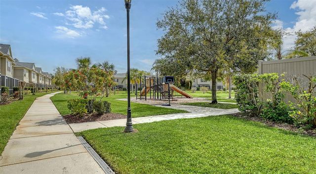 7612 PLANTATION CIRCLE, Bradenton, FL 34201