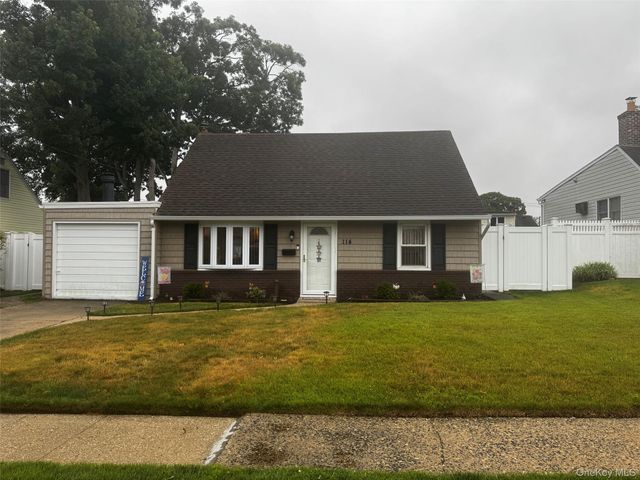 114 Boston Avenue, Massapequa, NY 11758