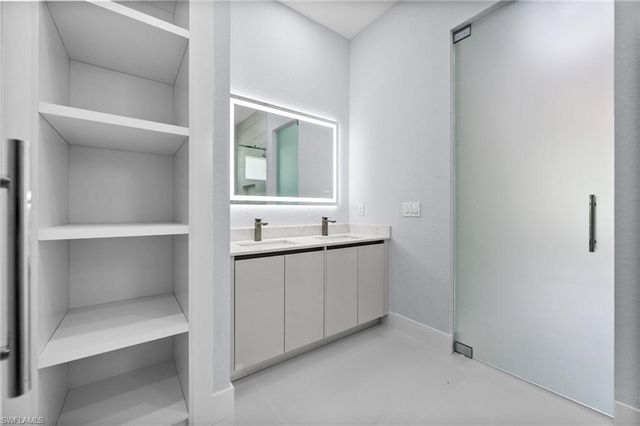 3990 27nd AVE NE, Naples, FL 34120